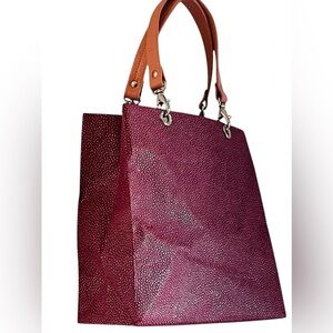 Un Jour Un Sac- Maroon Pebbled Tote Bag Beige Handle